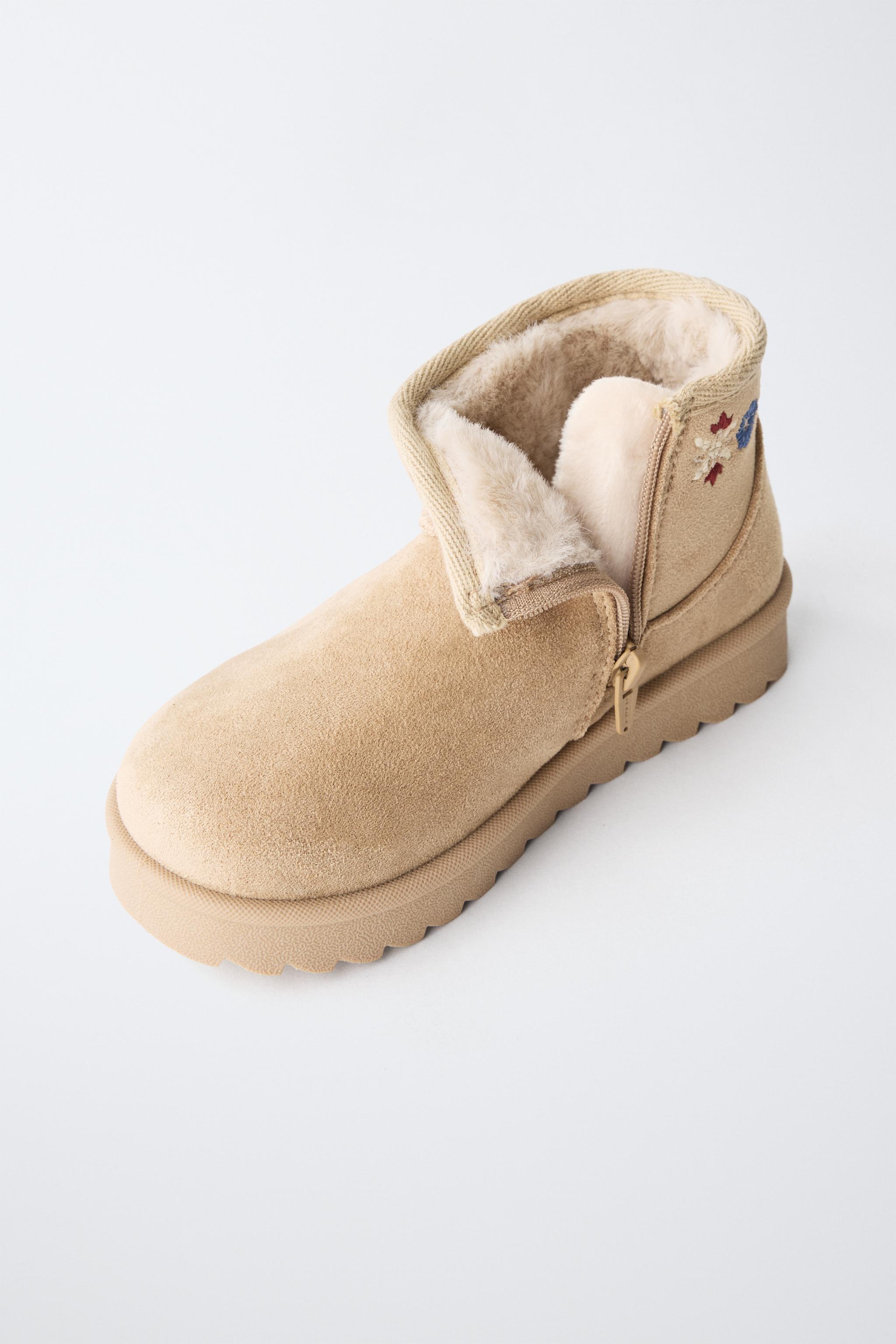 BOTTINES DOUBLÉES BRODÉES