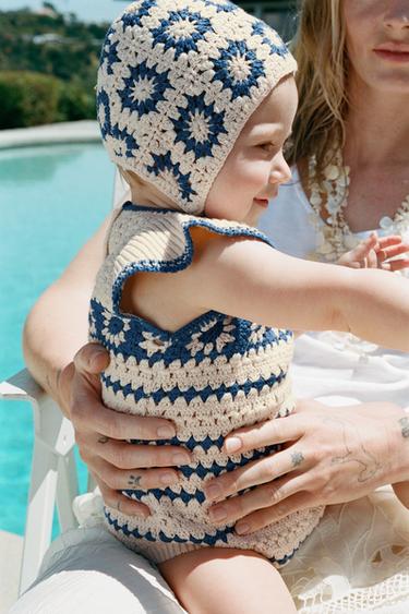 BONNET EN MAILLE CROCHET - Écru / Bleu de Zara