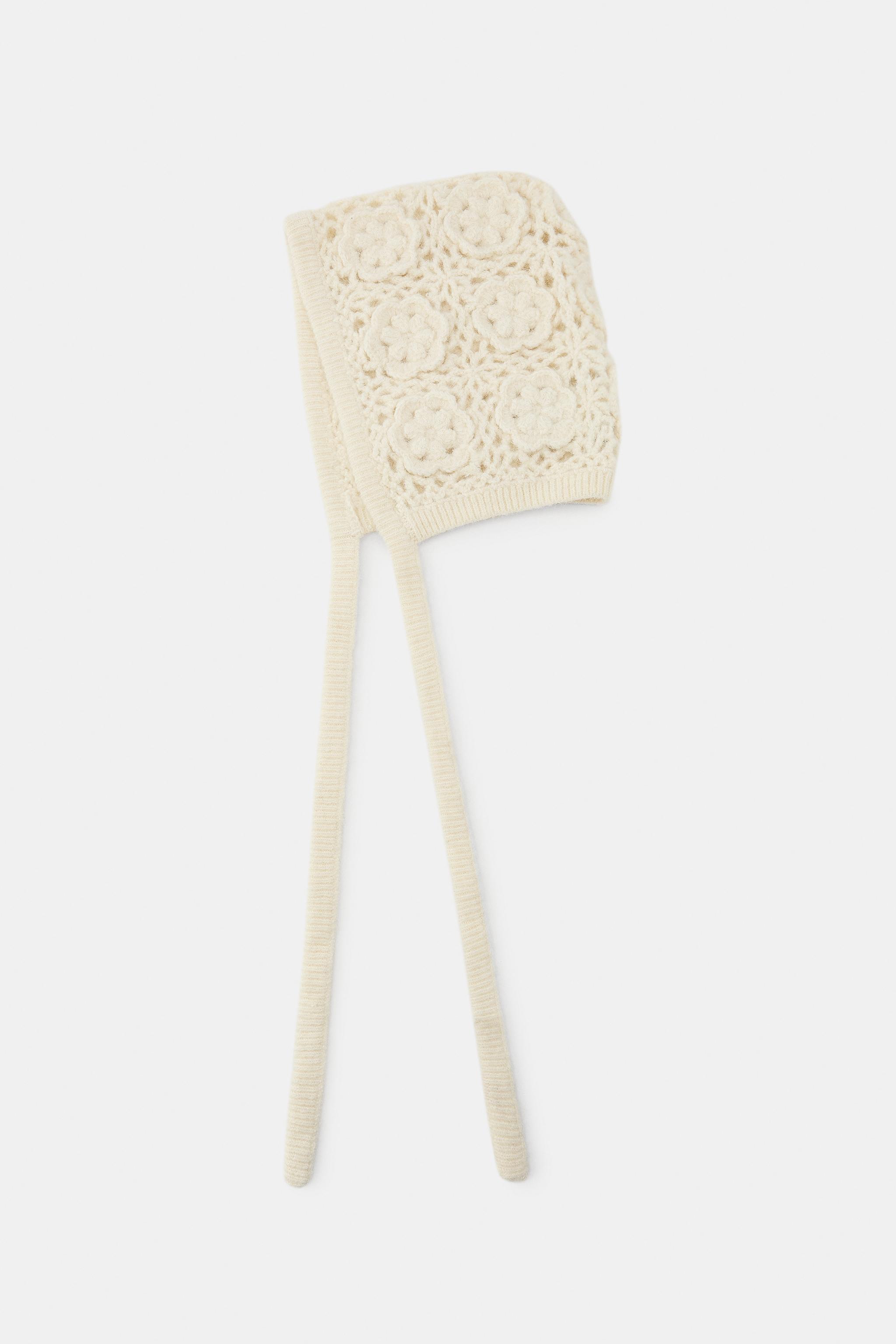 Zara Embossed Crochet Flower Bonnet Ecru/ off white NWT Zara EMBOSSED CROCHET FLOWER BONNET at Mall of America® in  main image 2