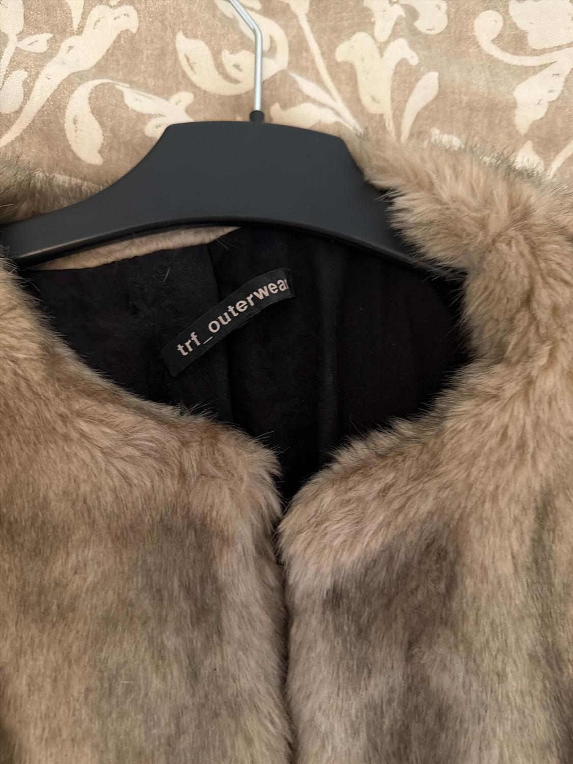 FAUX FUR JACKET - Image 2