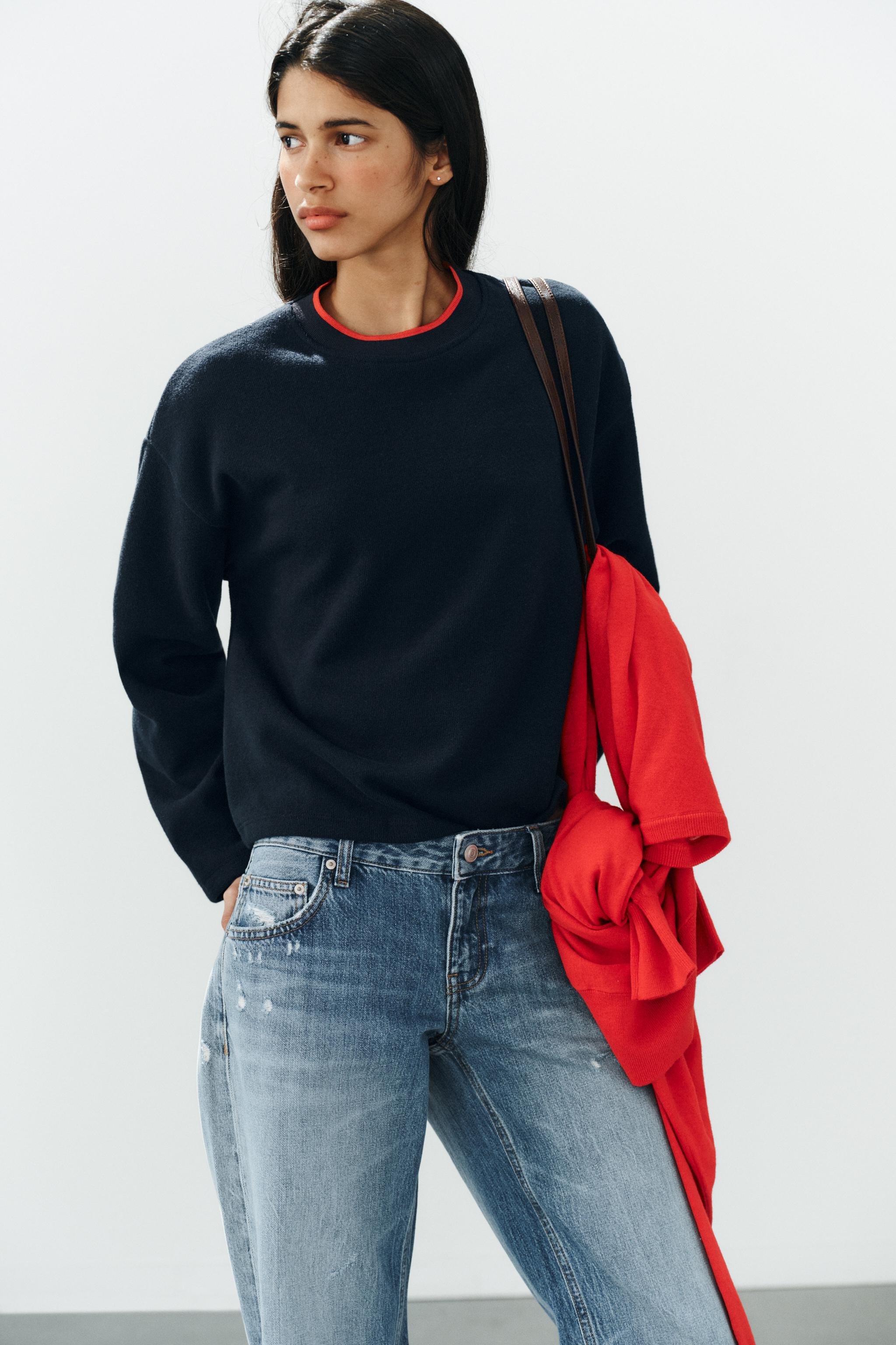 SOFT CONTRAST-STRIPE SWEATSHIRT