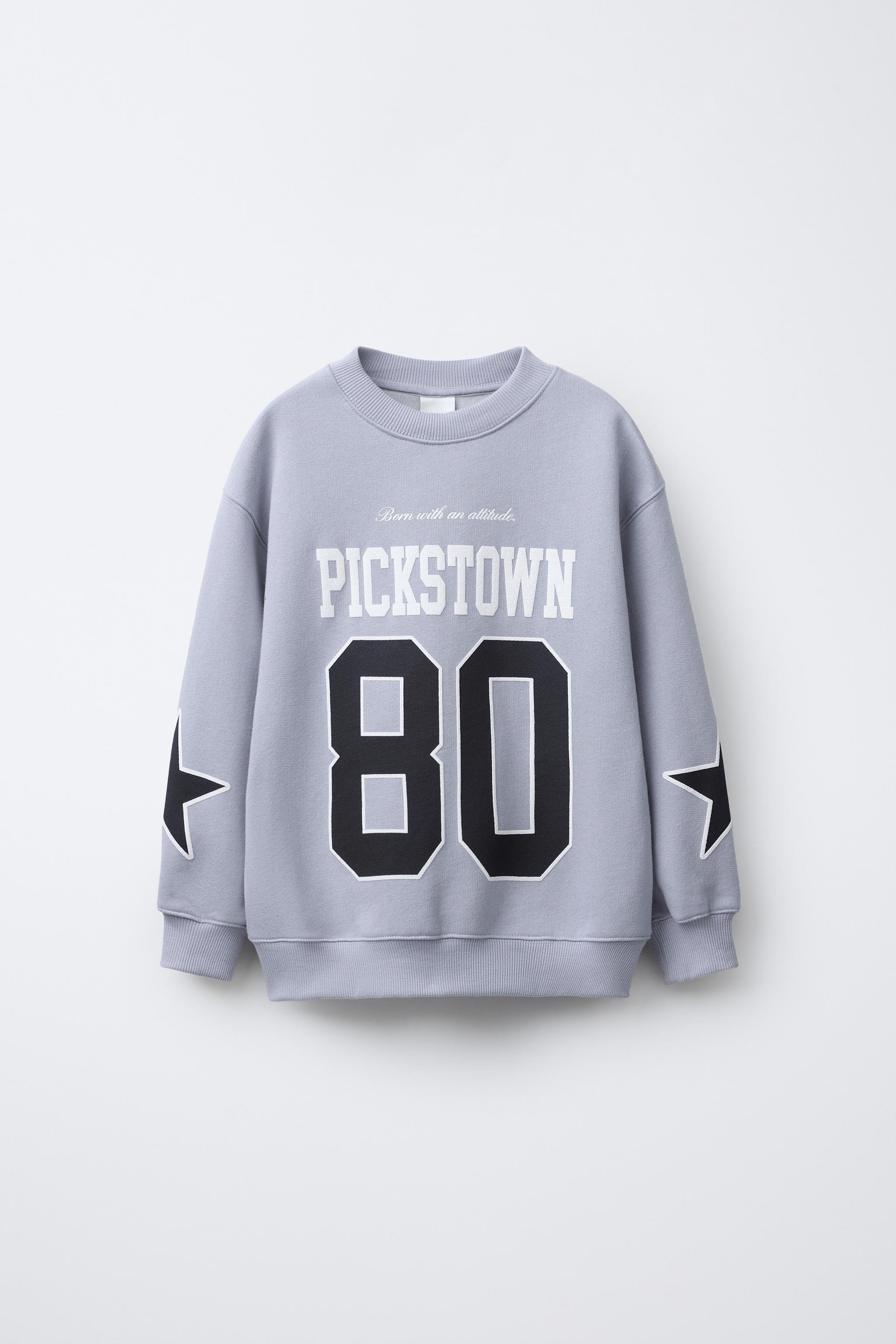 PRINTED NUMBER AND TEXT SWEATSHIRT