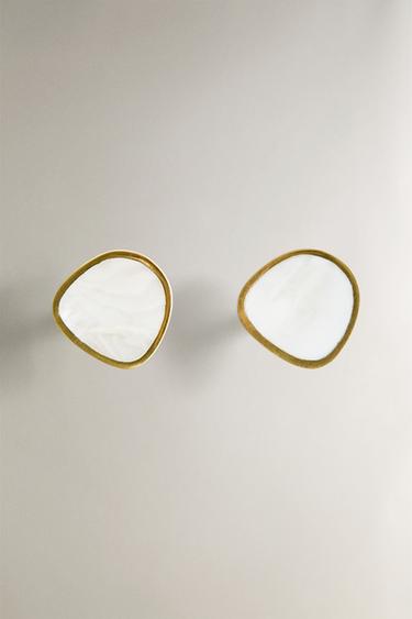 PACK OF IRREGULAR MOTHER-OF-PEARL DOOR KNOBS (PACK OF 2) - White by Zara