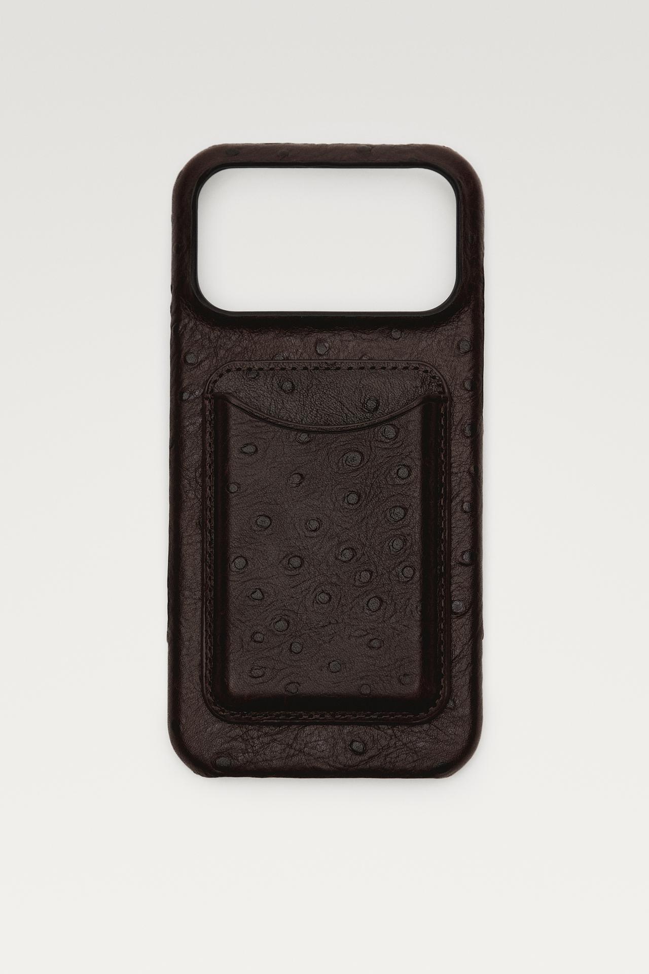 Textured Nappa leather iPhone 17 Pro Max case — Chocolate