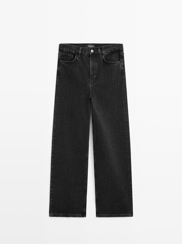 Jeans straight tiro alto - Negro de Zara