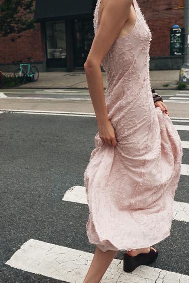 ROBE MIDI EFFRANGÉE HALTER - rose poudré de Zara - Image 3