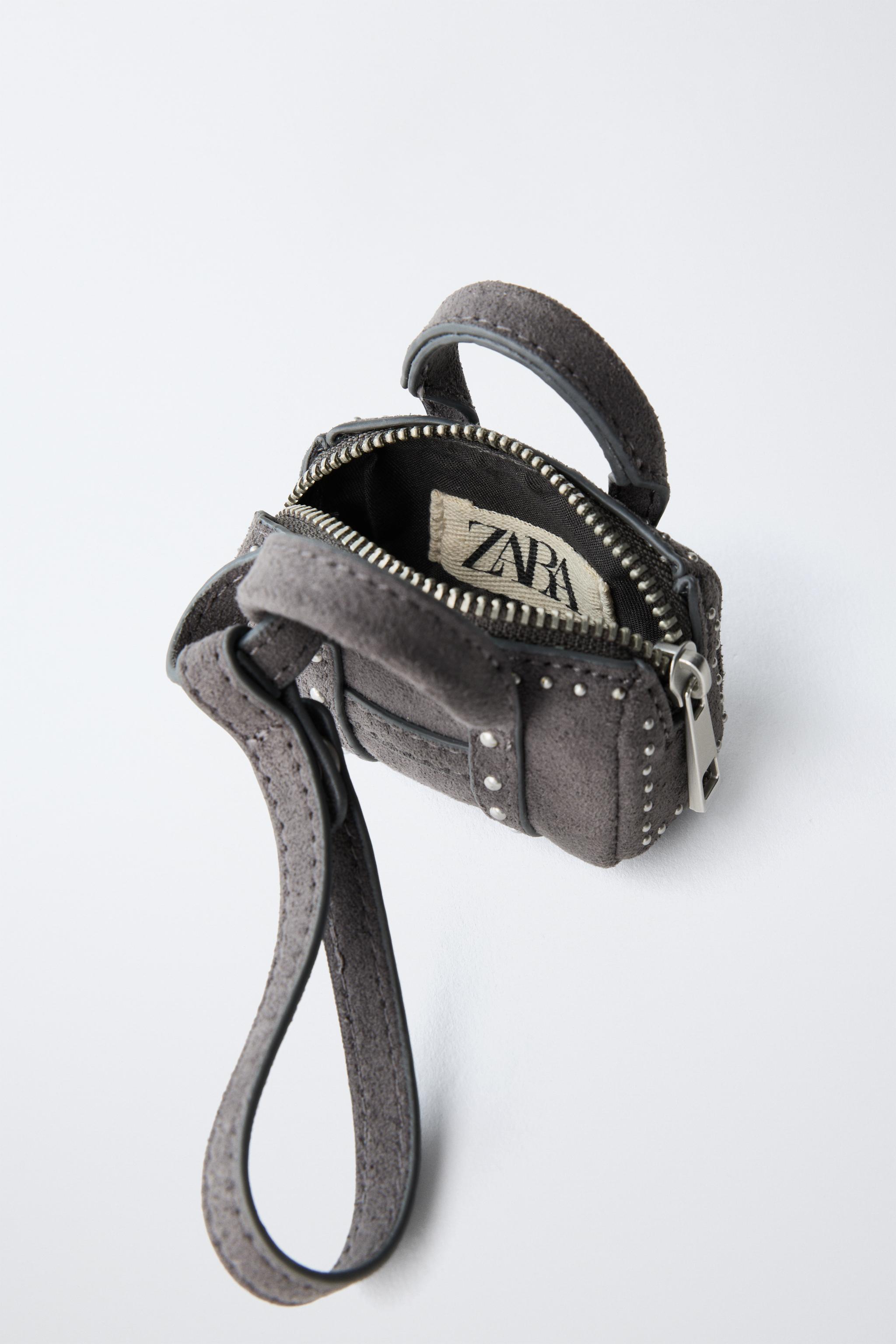 CHARM SAC À CLOUS