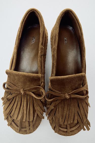 SUÈDE MOCASSINS MET FRANJES - DONKER GEELBRUIN van Zara