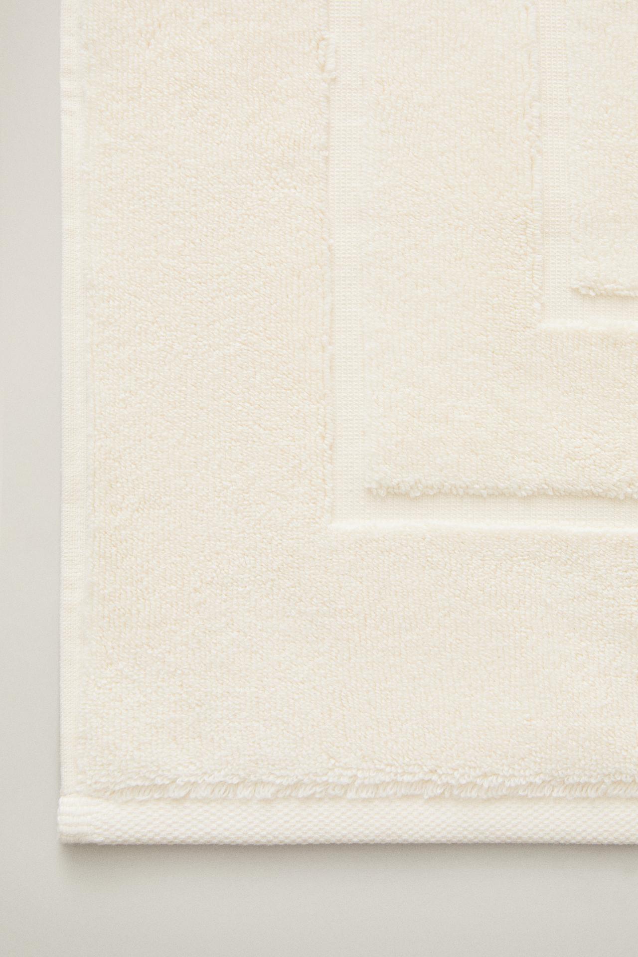 COTTON BATH MAT — Ivory