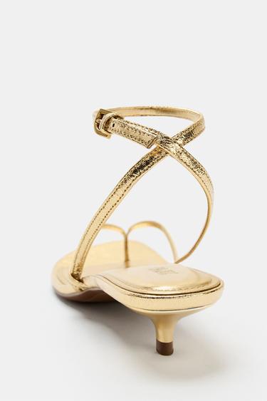 METALLIC-EFFECT KITTEN HEEL SANDALS - Gold by Zara - Image 4