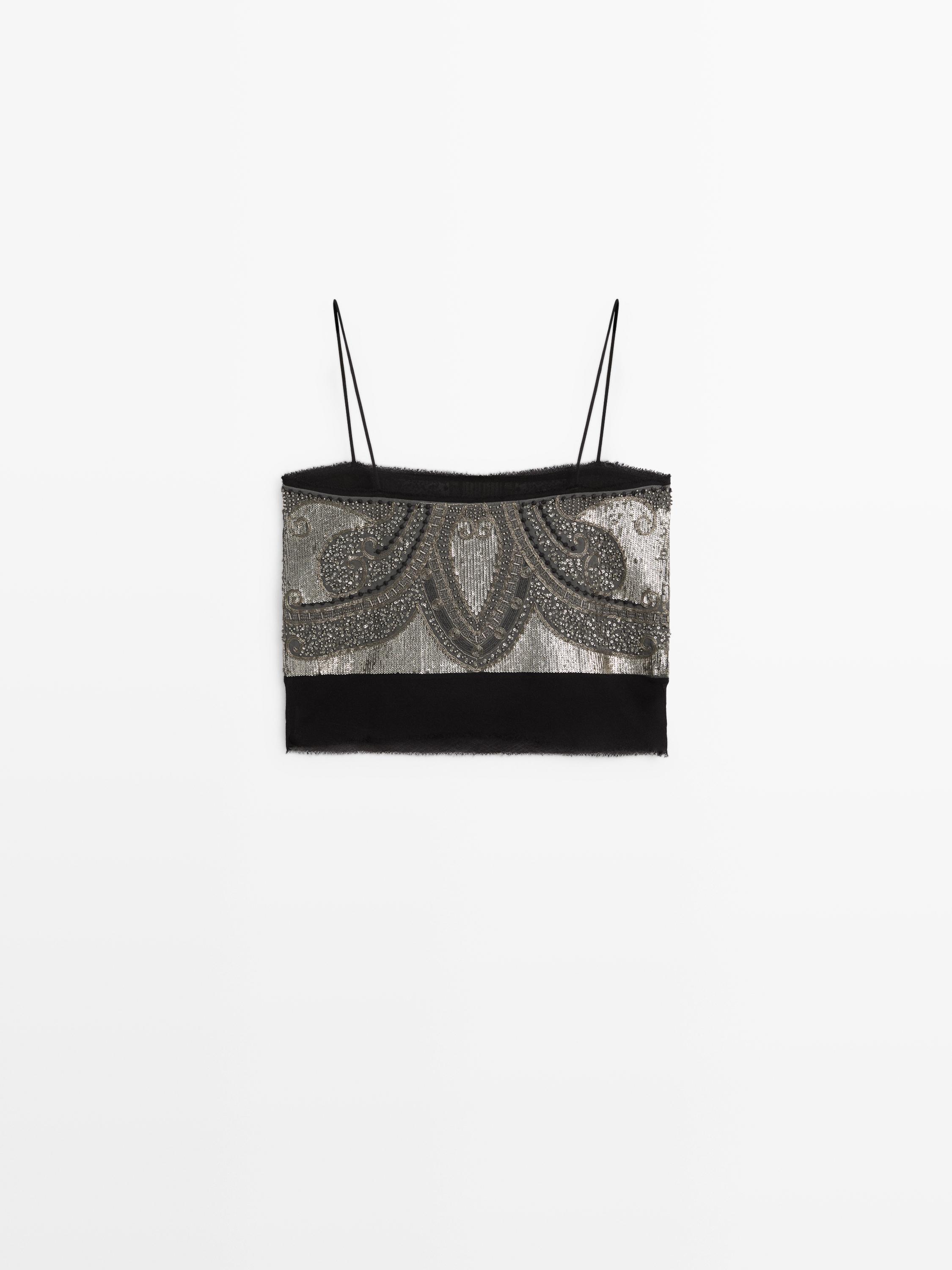 Top with embroidered details - STUDIO