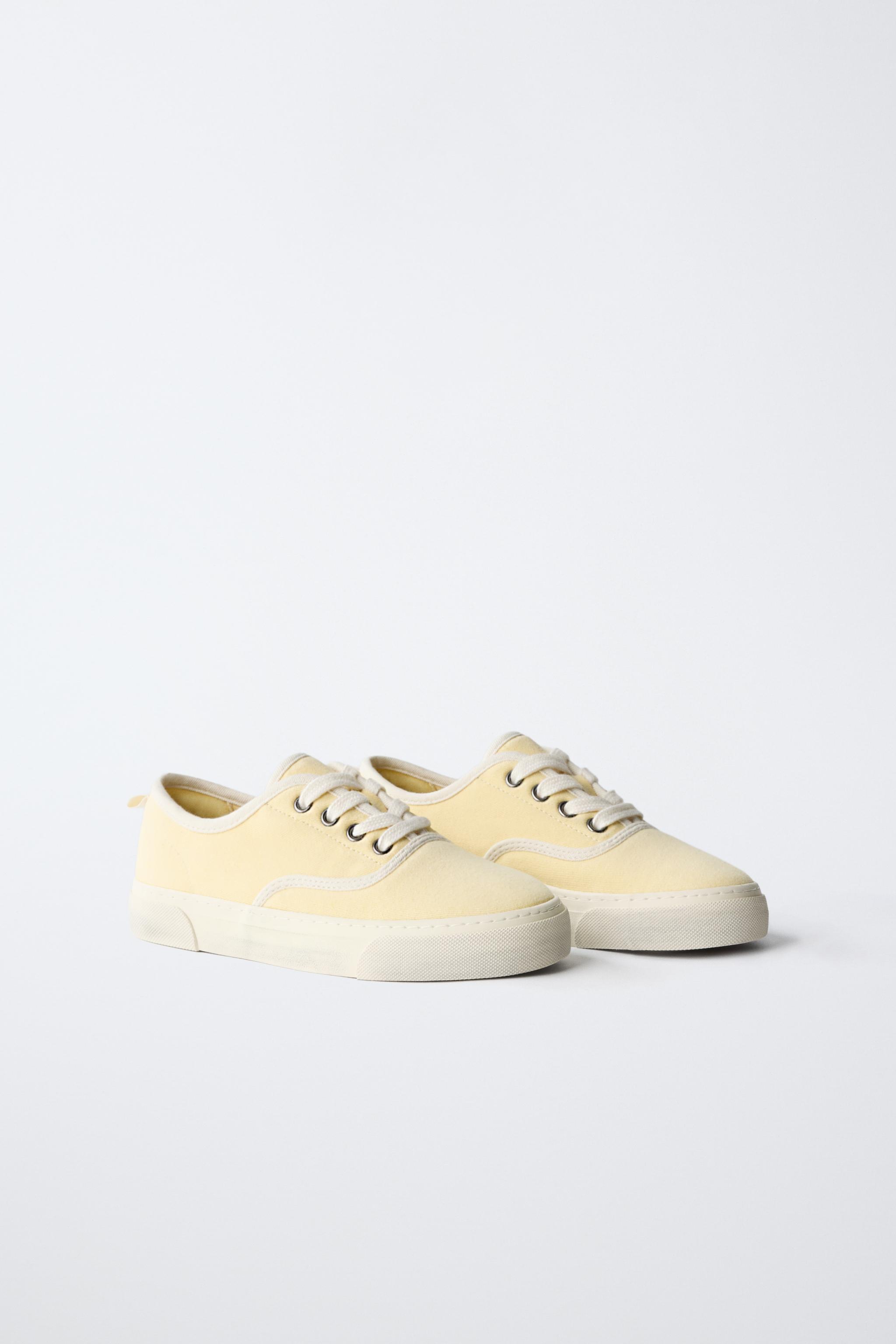 CASUAL LACE-UP SNEAKERS — Yellow