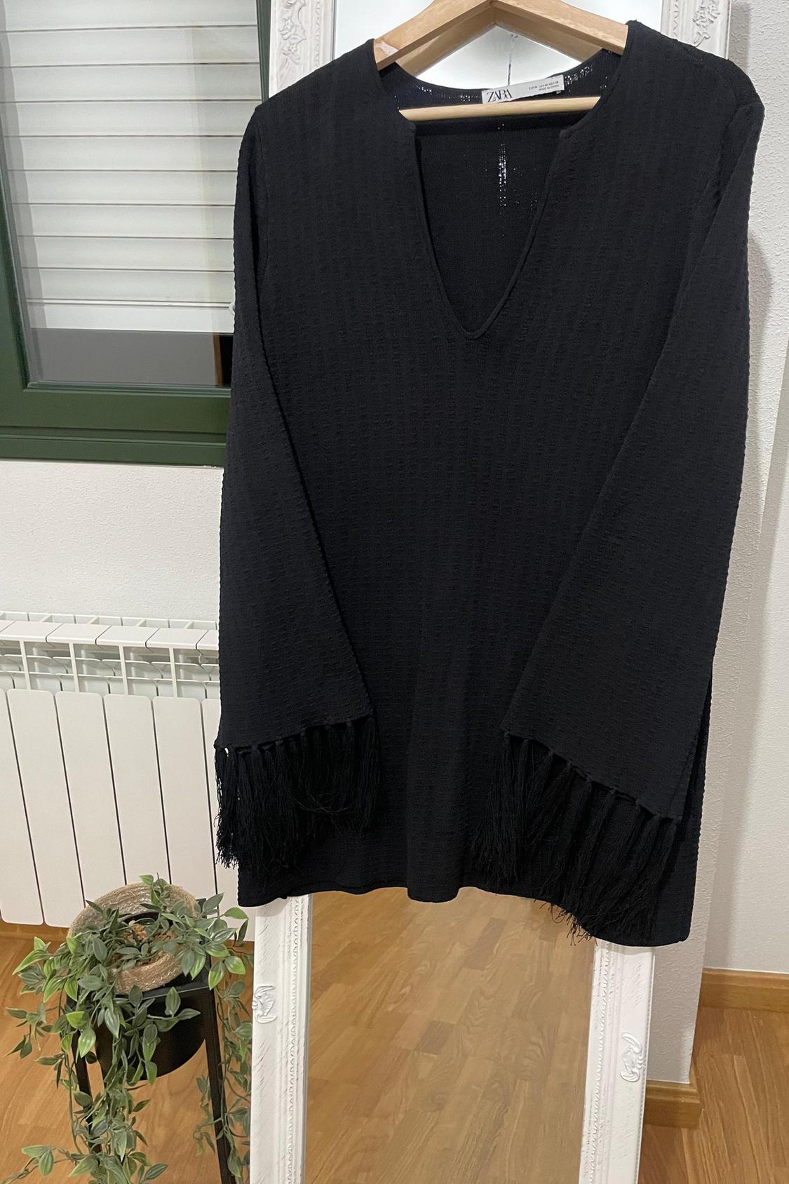 JACQUARD TOP WITH FRAYED HEM - Image 2