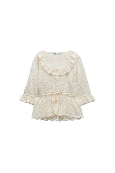 KNIT TOP WITH LACE