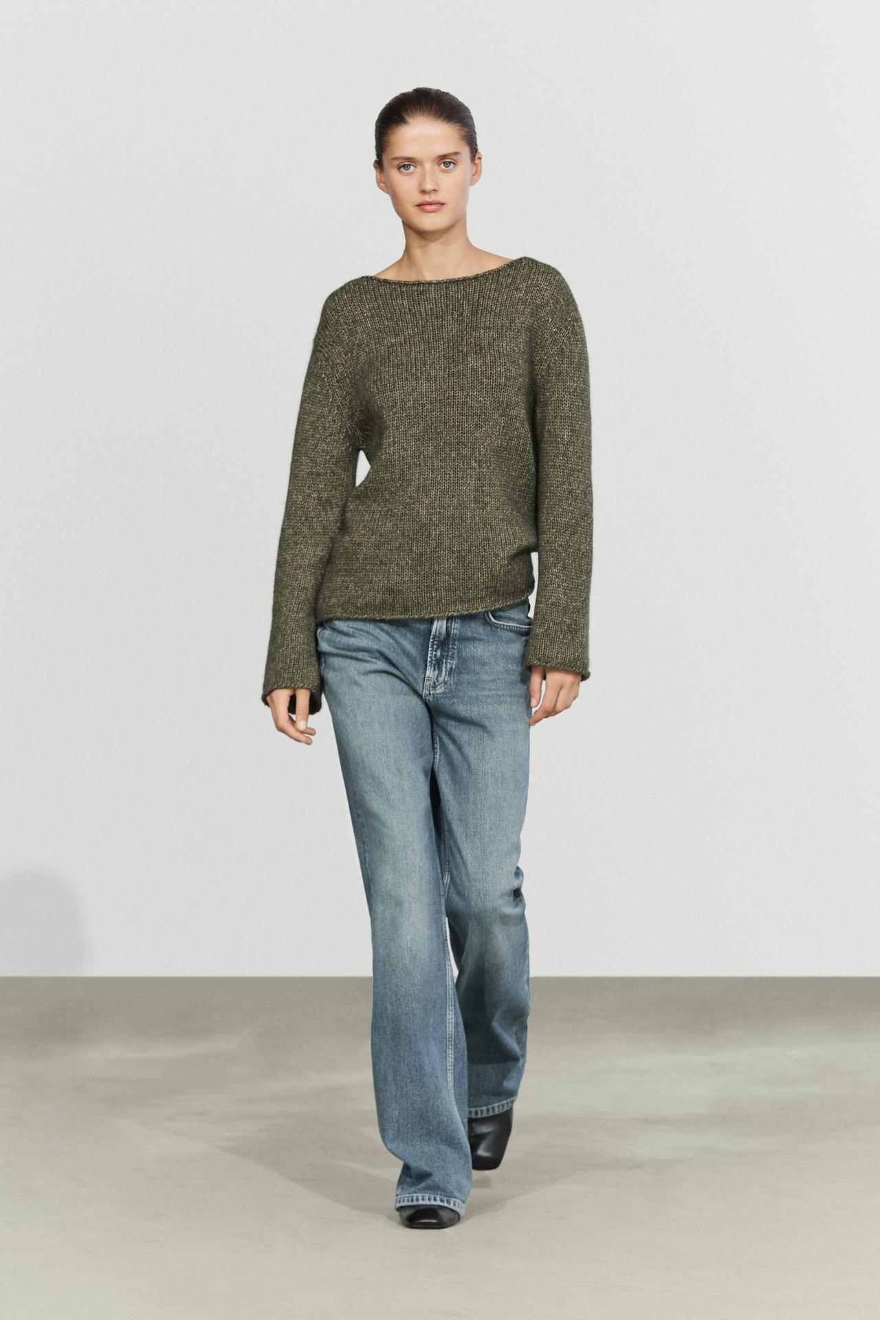 Wool-blend boat neck knit sweater — Hunter green