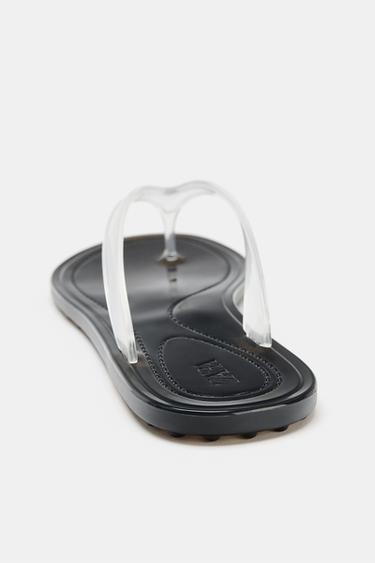 SANDALES PLATES EN VINYLE - Noir de Zara - Image 5