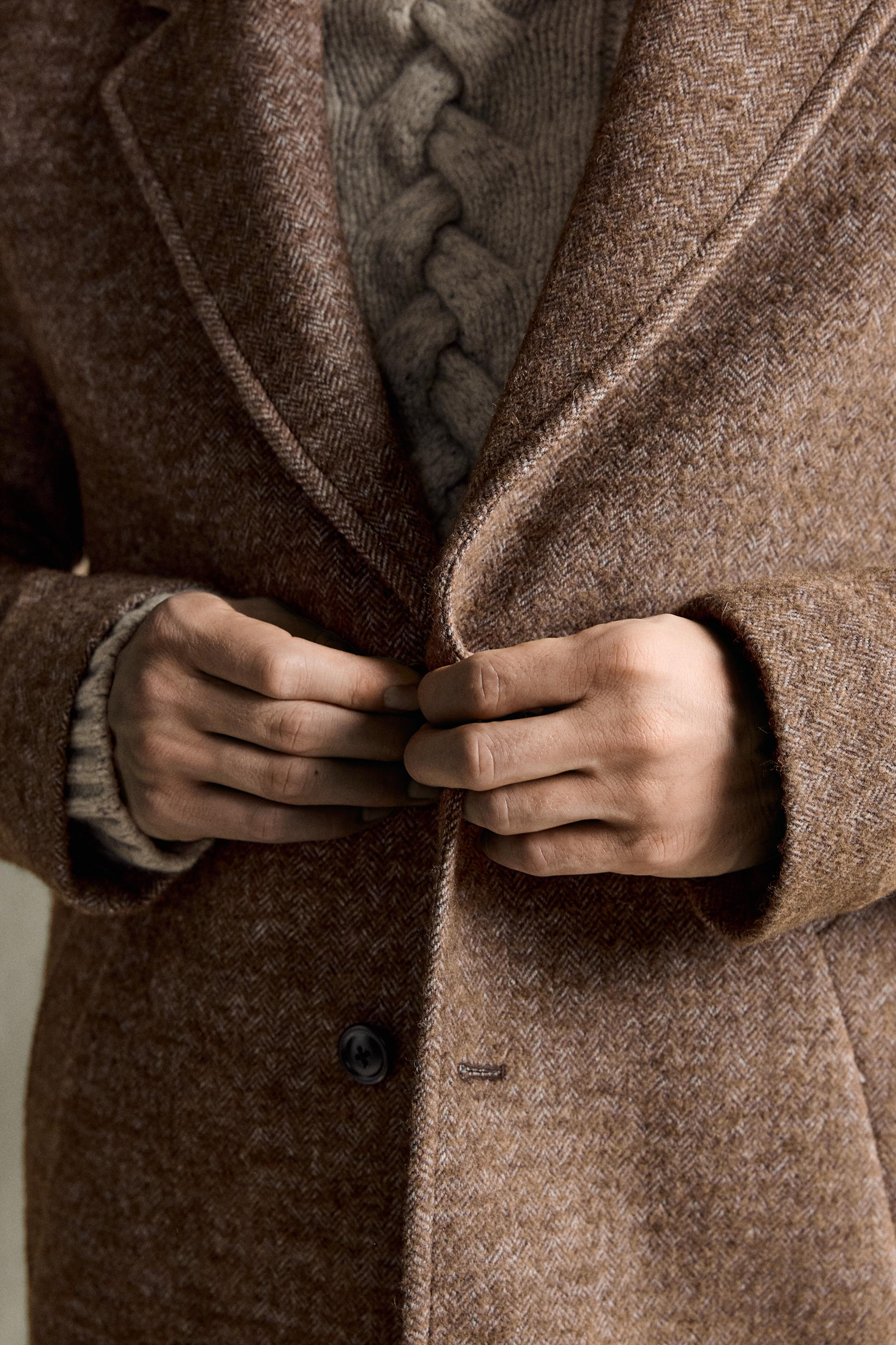 HERRINGBONE WOOL-BLEND COAT