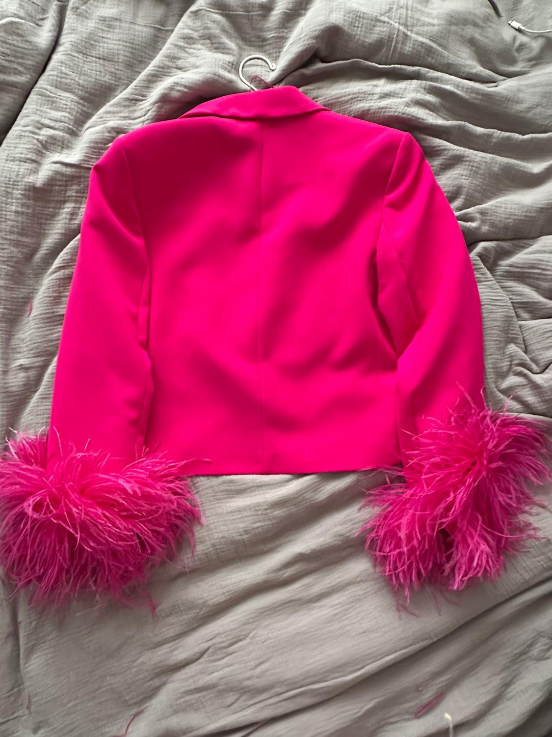 CROPPED BLAZER WITH FEATHERS - Image 4