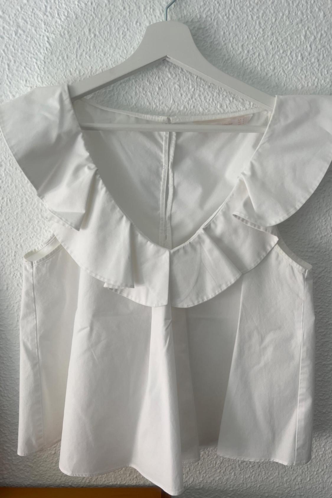 FRILLED TOP