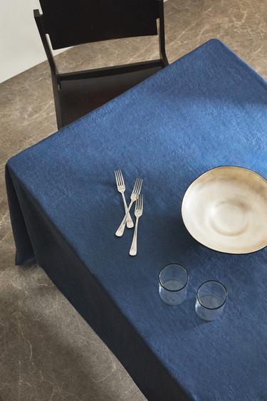 COLOURED WASHED LINEN TABLECLOTH - Blue by Zara