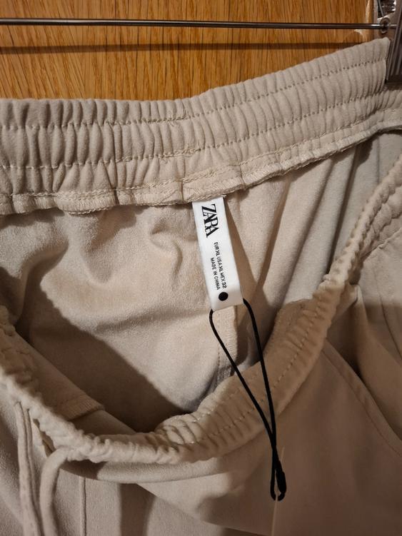 JOGGER TROUSERS - Image 4