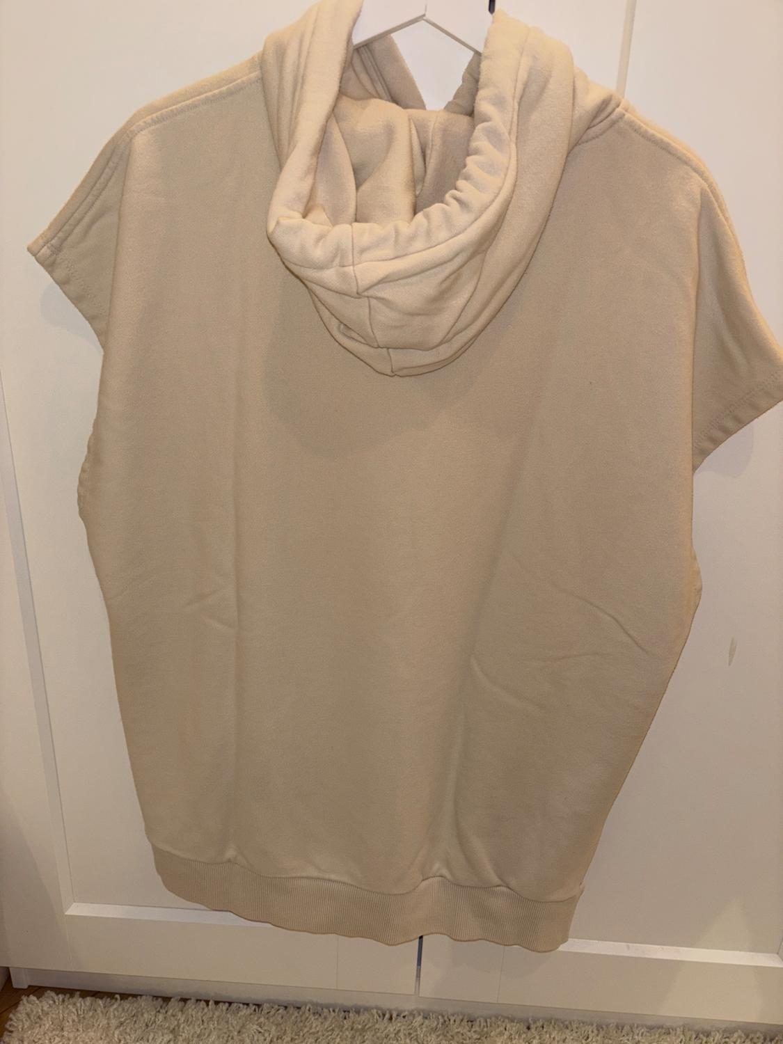 OVERSIZE SWEATSHIRT WITH SLOGAN - Image 2