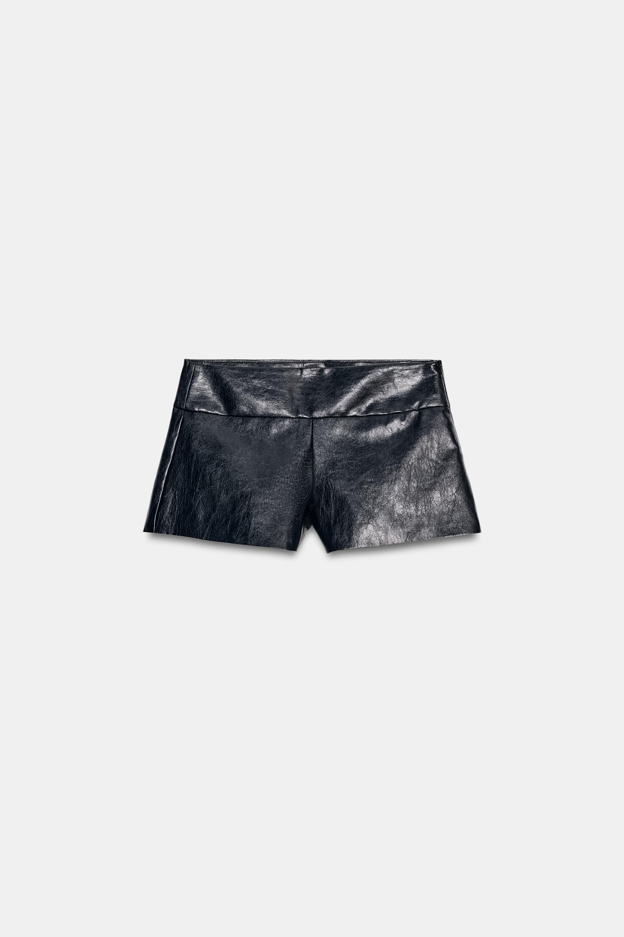 Zara Süni Deri Mini Şort görsel 7