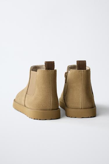 BOTTINES EN CUIR - Marron sable de Zara - Image 4