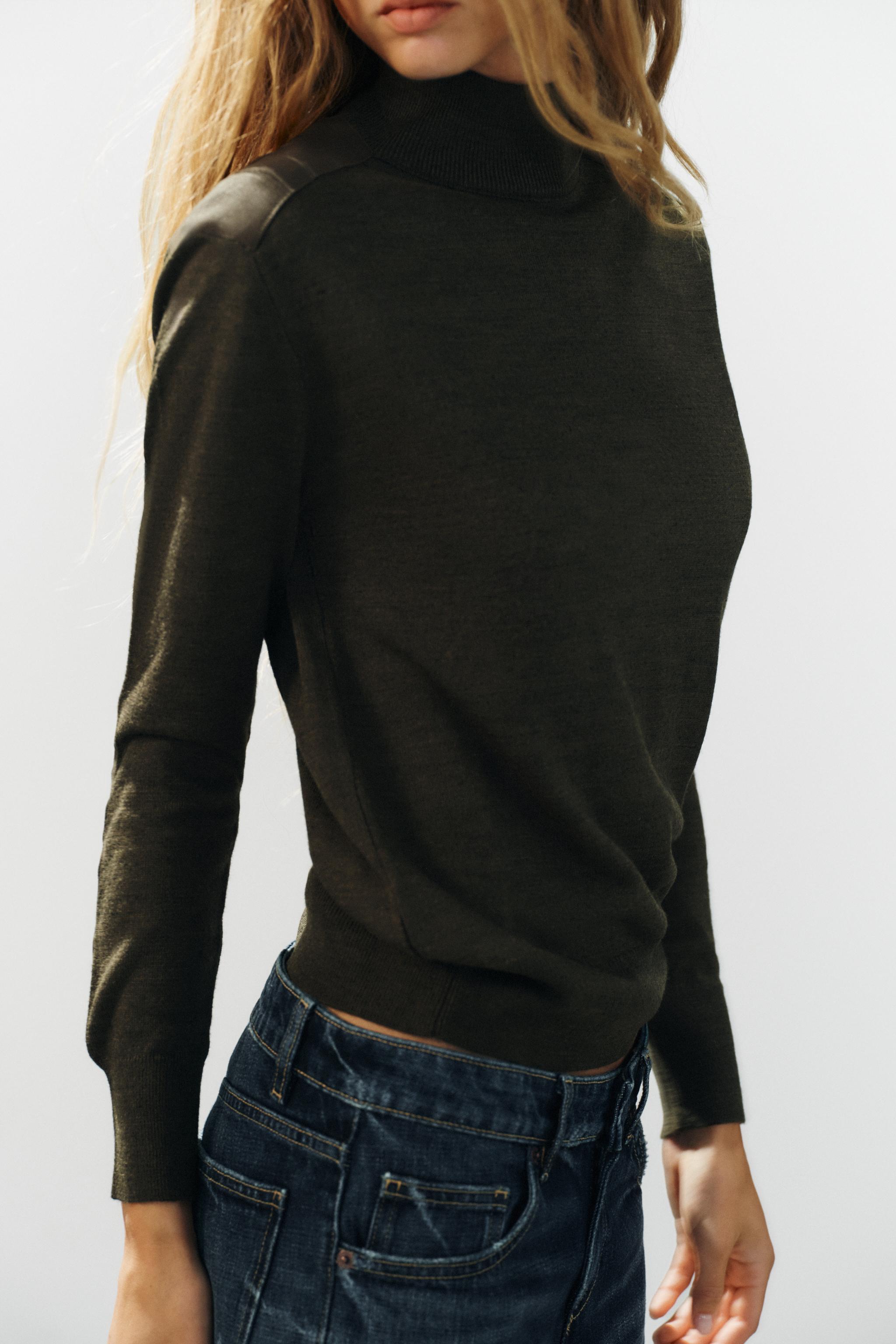 COMBINED-SHOULDER KNIT JUMPER