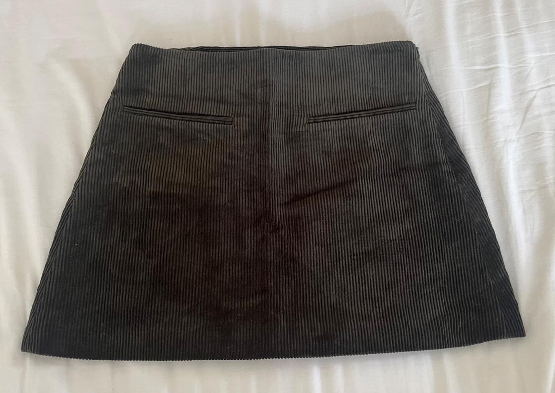 CORDUROY KHAKI GREEN MINI SKIRT - Image 2