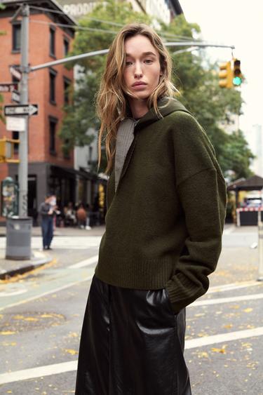 SOFT KNIT JUMPER - Green by Zara