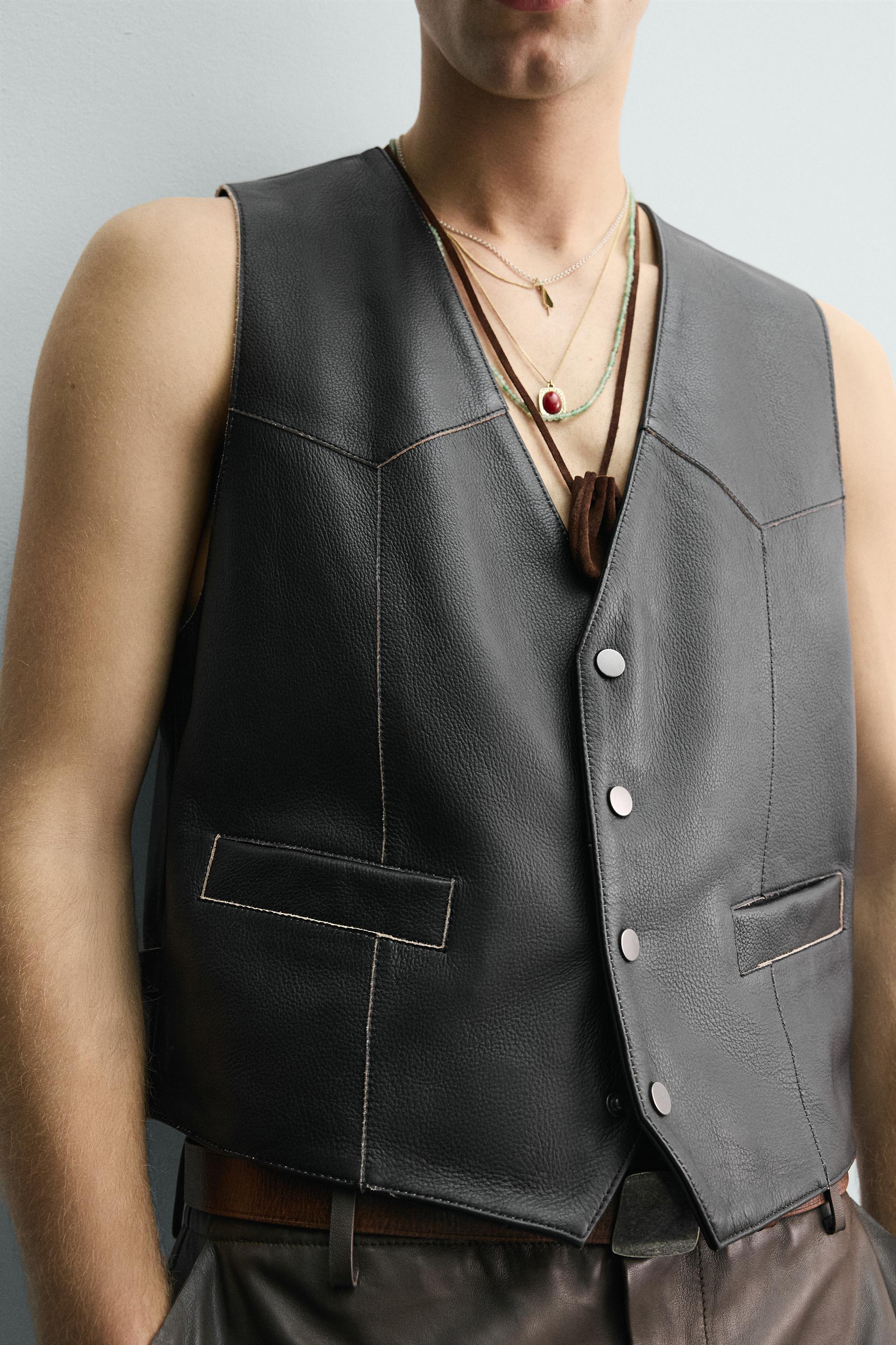 GILET EN CUIR COUTURES CONTRASTANTES