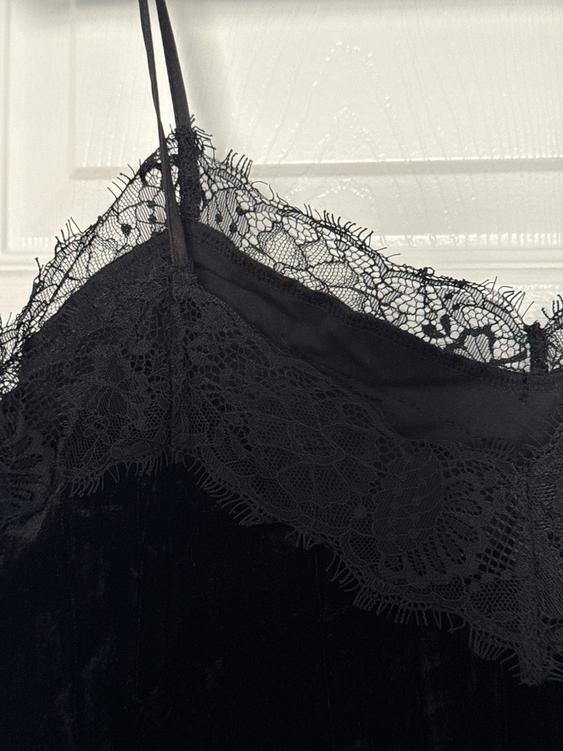 VELVET STRAPPY TOP - Image 3