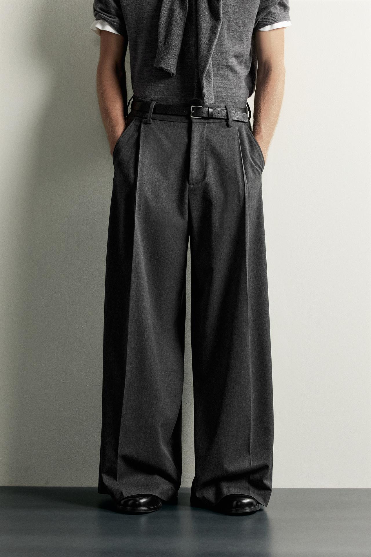 WIDE-FIT PLEATED PANTS — Anthracite Gray