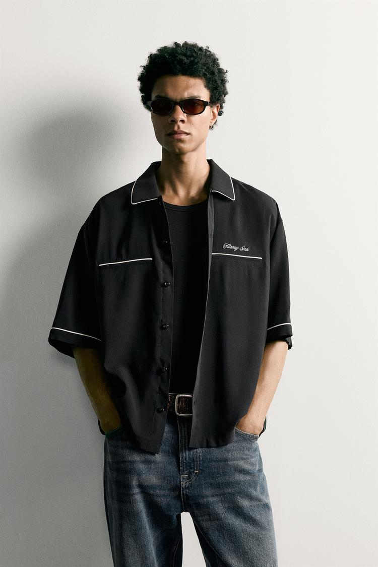 RELAXED FIT CONTRAST EMBROIDERY SHIRT