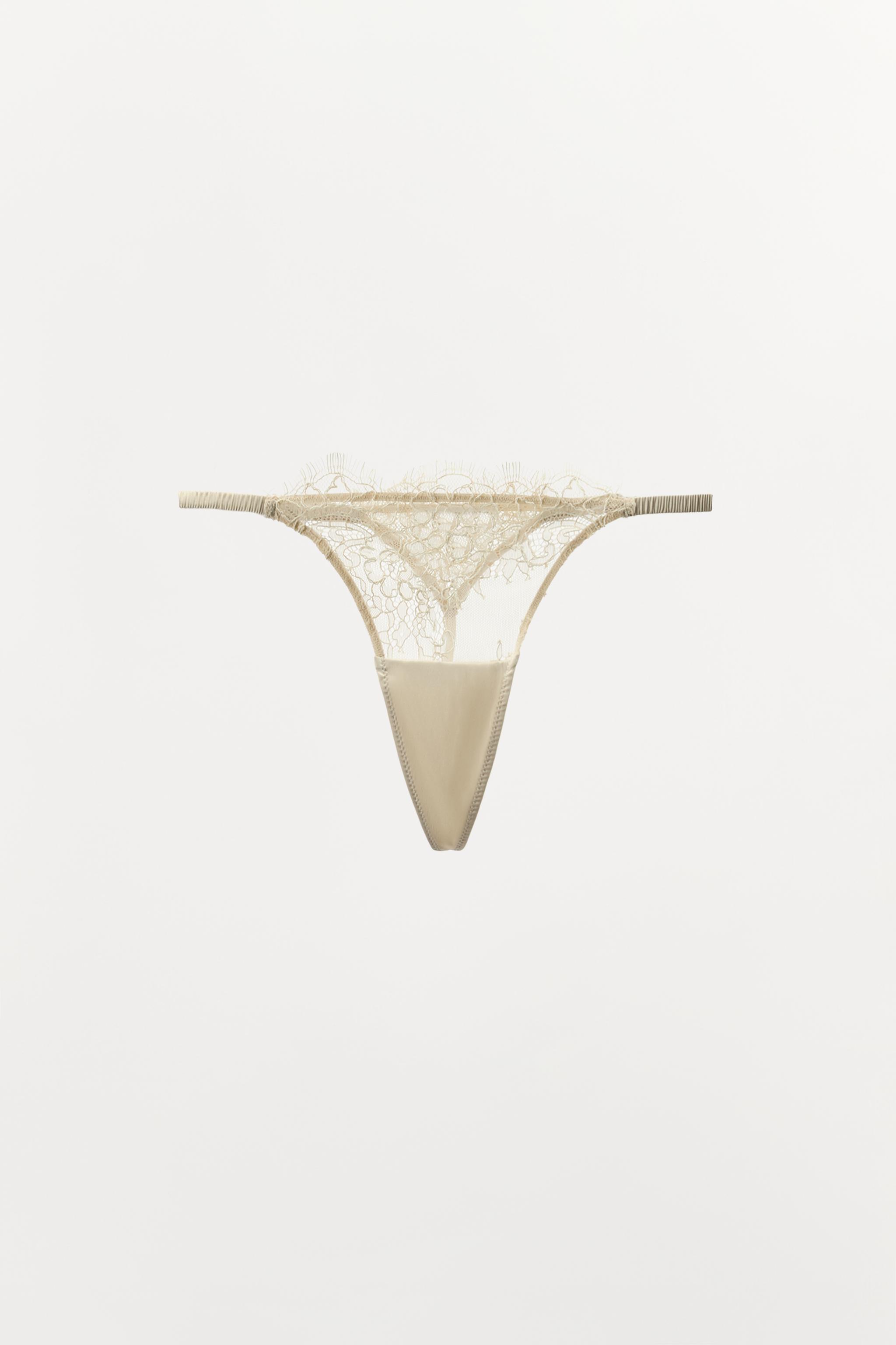 EMBROIDERED LACE THONG