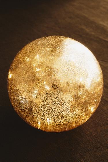 SMALL LED LIGHT BAUBLE CHRISTMAS DECORATION - Golden by Zara