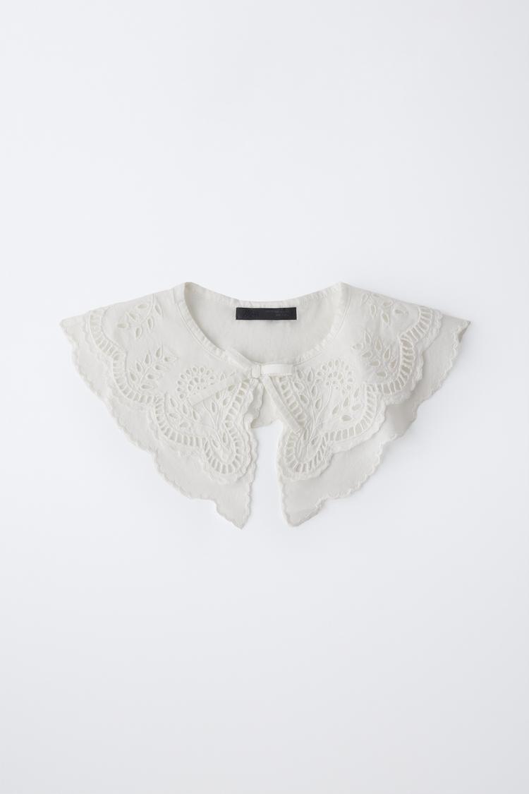 Cuello bordado lazo