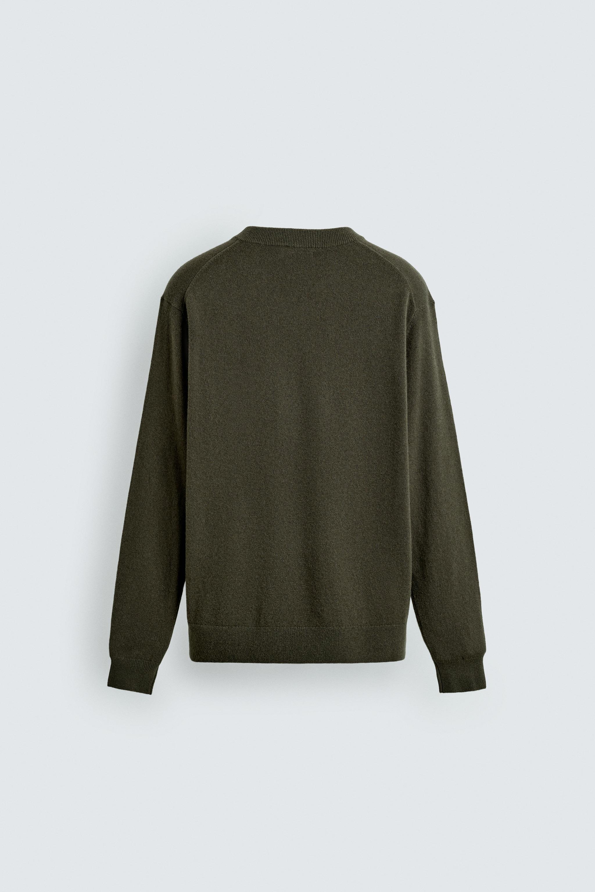 100% WOOL V-NECK JUMPER