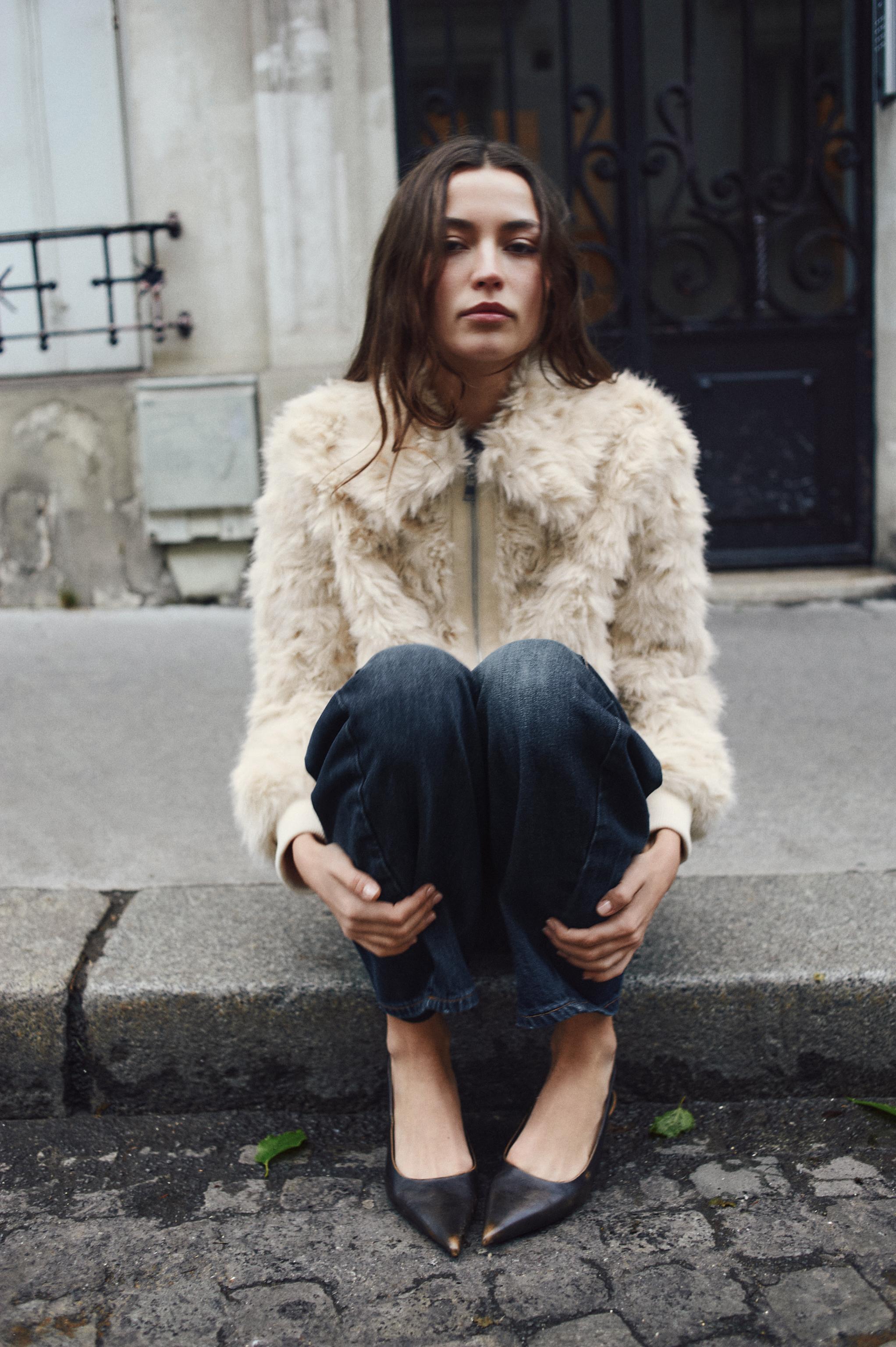 完売モデル❗️ZARA ふわふわ フェイクファー ボンバージャケット エクリュ フェイクファーボンバージャケット - エクリュ | ZARA Japan / 日本