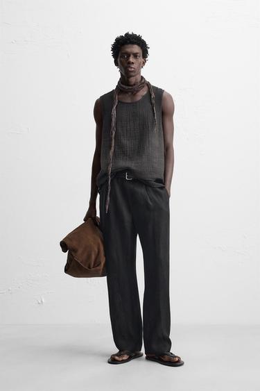 TANKTOP IN KNITTEROPTIK - Schwarz von Zara