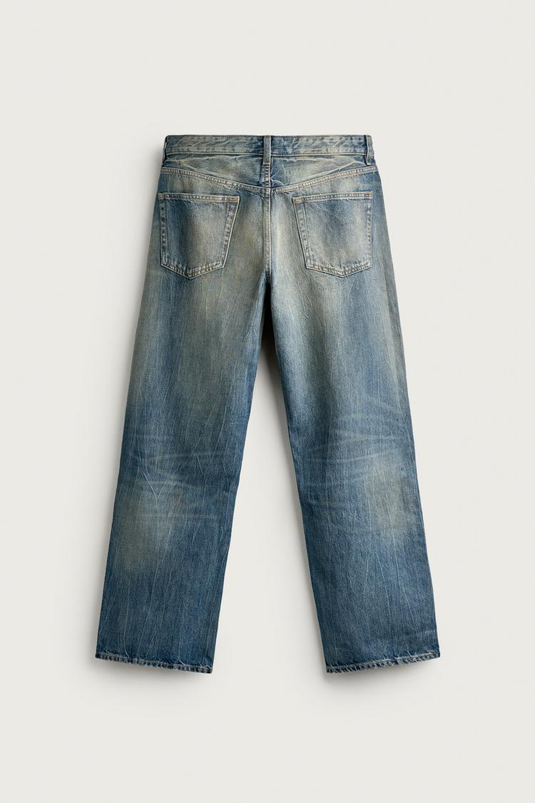 LOOSE FIT JEANS