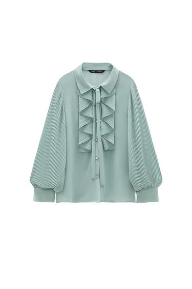 FLOWING RUFFLED BLOUSE