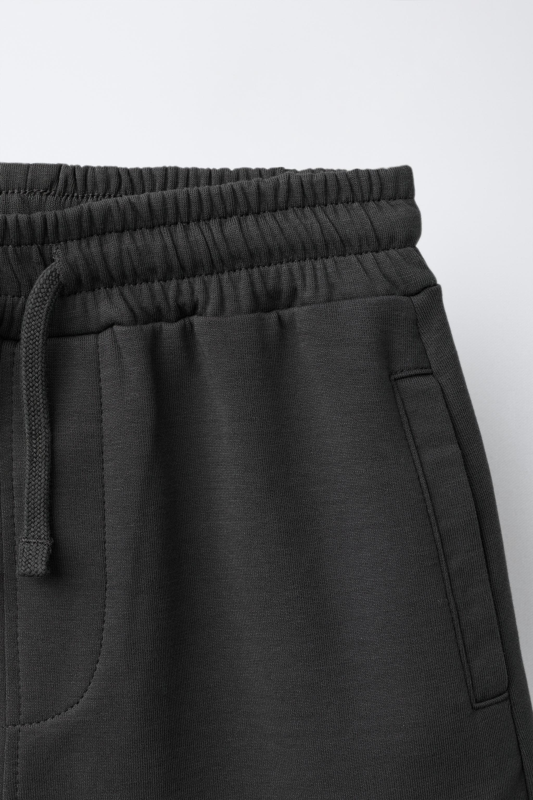INTERLOCK T-SHIRT AND BERMUDA SET