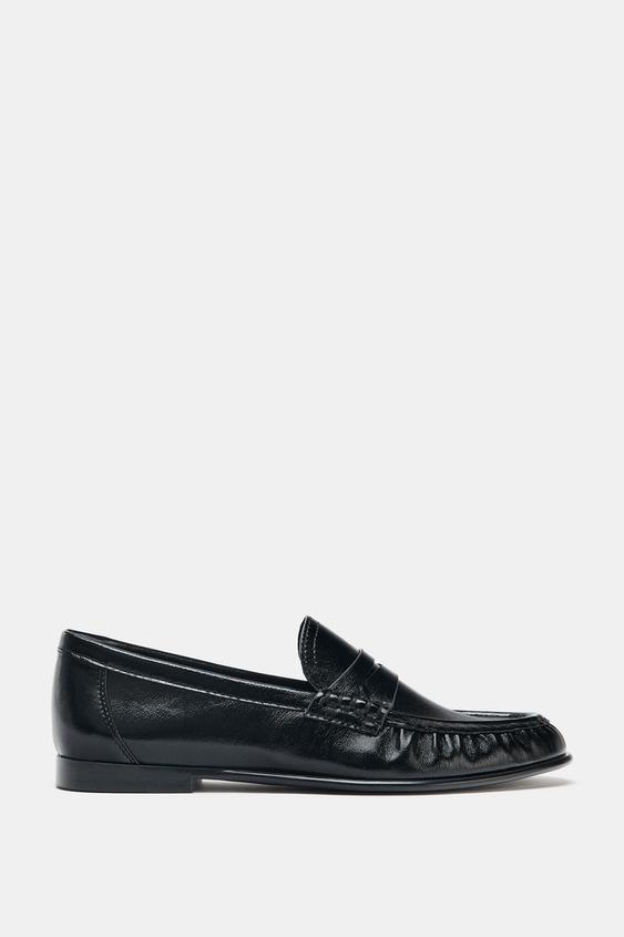 MOCASÍN FRUNCIDO SOFT - Negro de Zara - Imagen 0