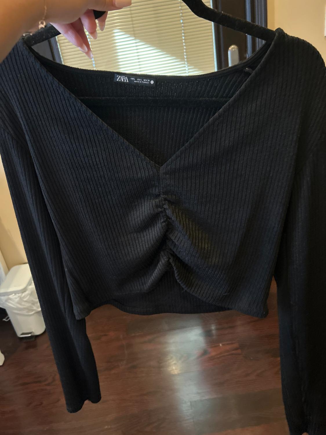 RUCHED LONG SLEEVE CROP TOP - Image 2