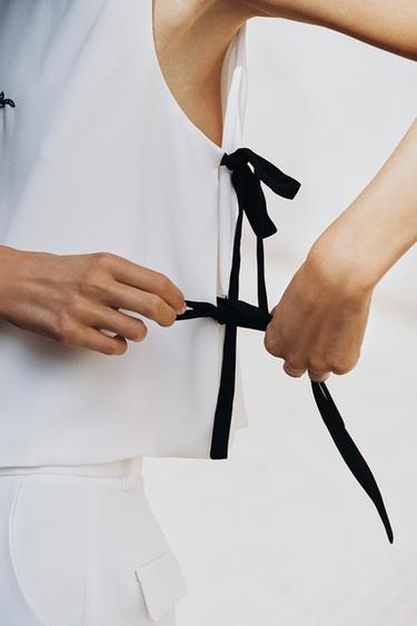 EMBROIDERED FLORAL TIE TOP - Ecru de Zara - Image 3