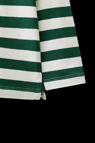 CAMISETA ESTAMPADO RAYAS - Verde de Zara
