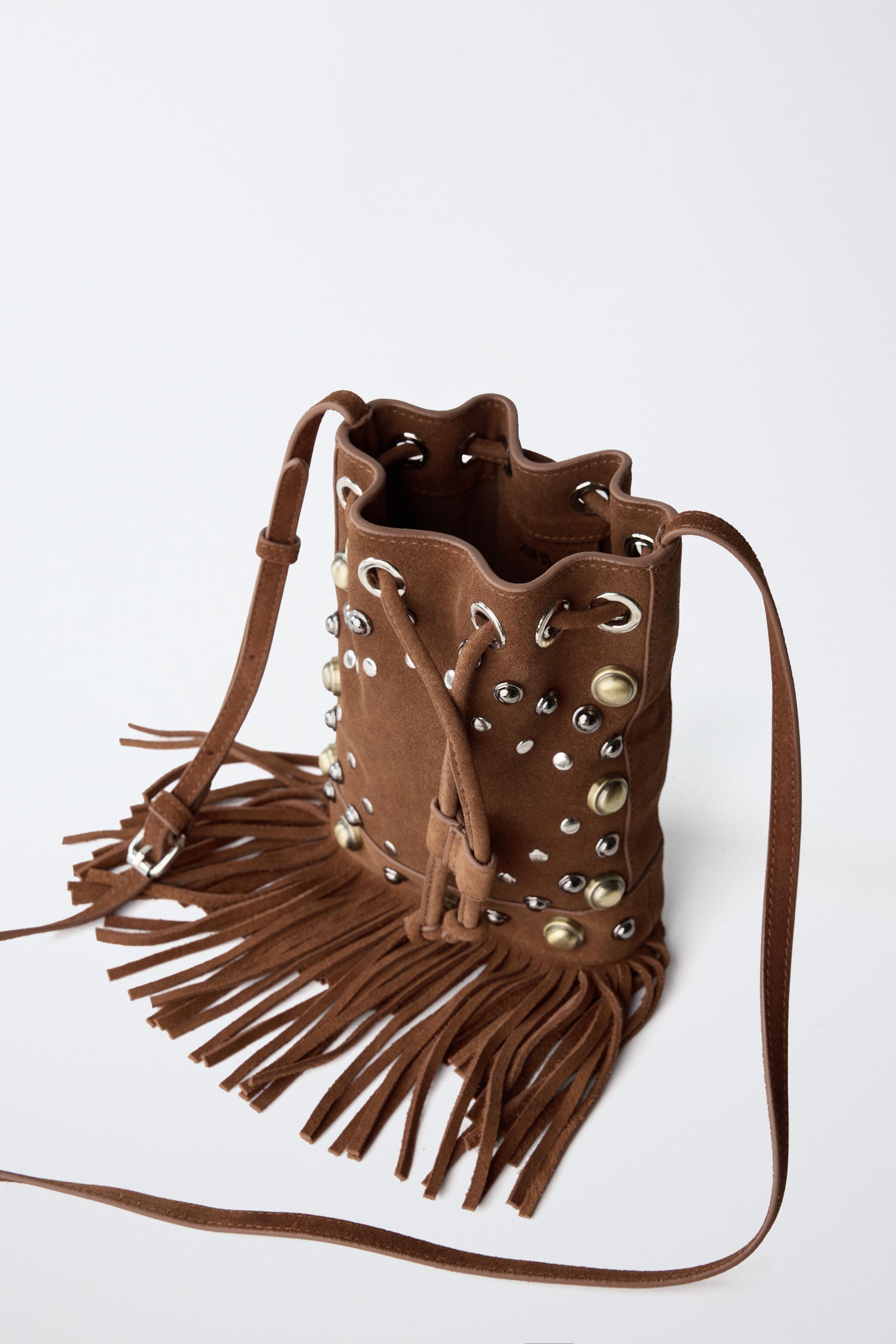 FRINGED LEATHER BUCKET BAG
