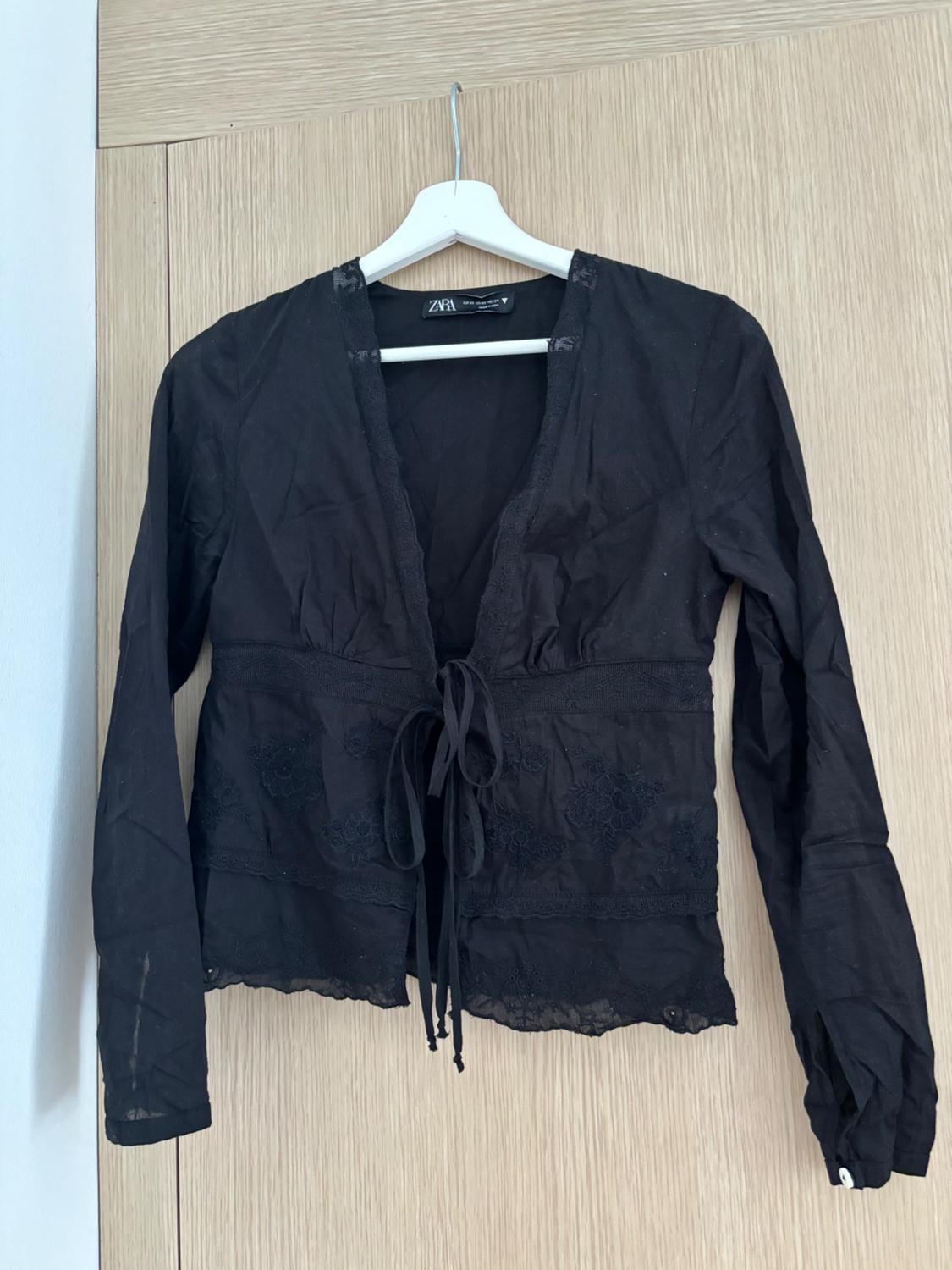 EMBROIDERED SHIRT WITH TIES